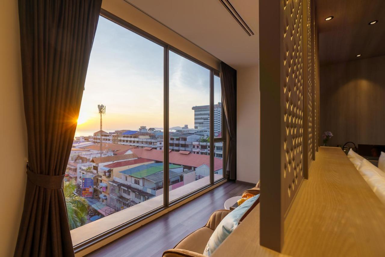 Fifth Pattaya Jomtien By Shiwalai Int Hotel Екстериор снимка View from the living room