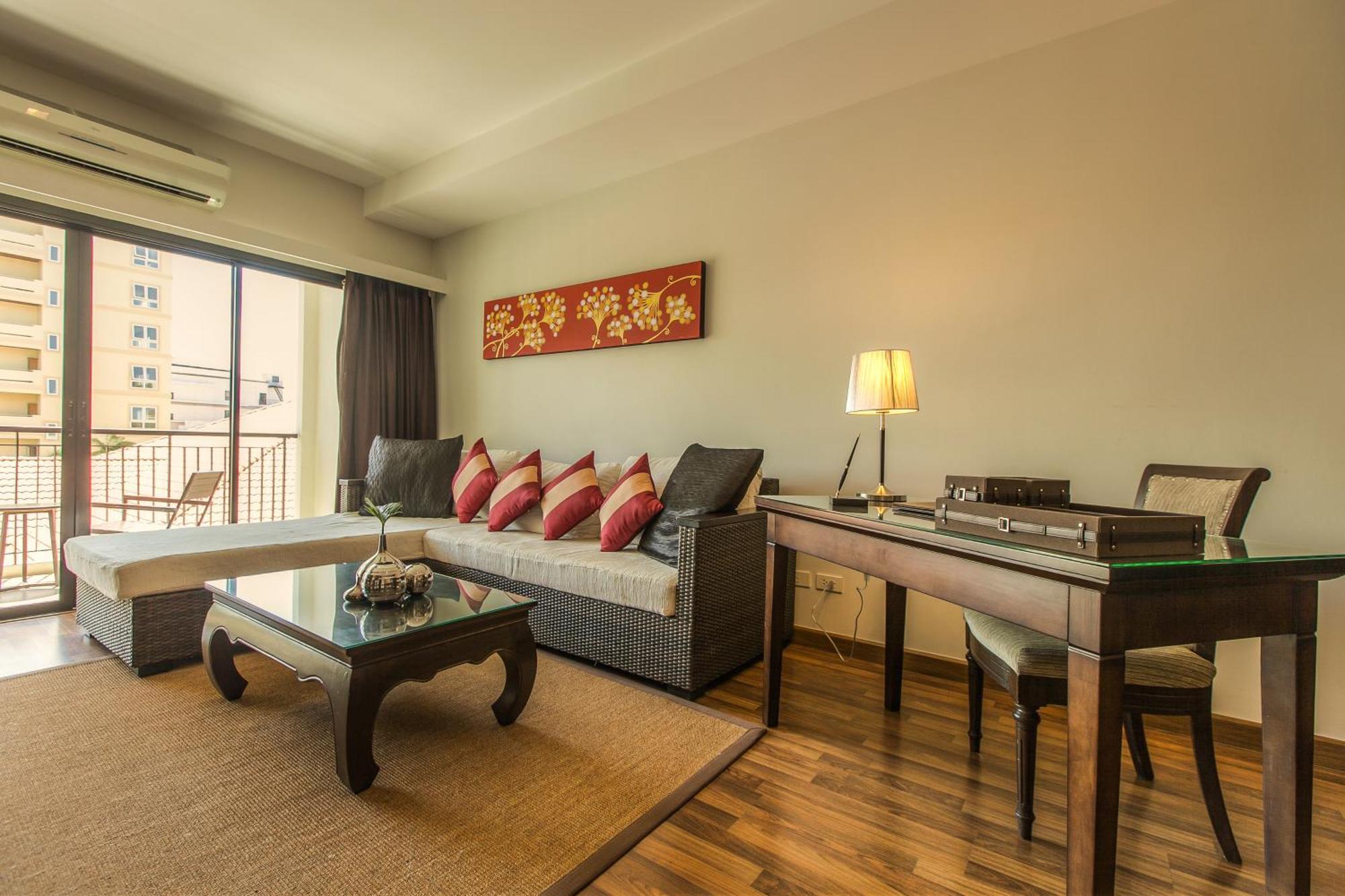Fifth Pattaya Jomtien By Shiwalai Int Hotel Стая снимка A living room in a condominium